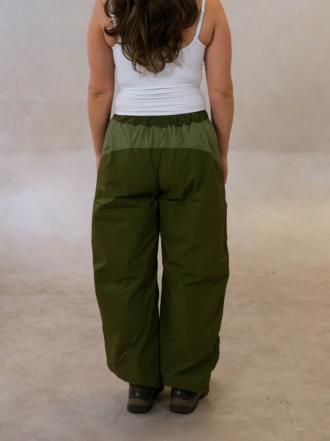 VERSATILE TECHNICAL MOUNTAIN PANTS