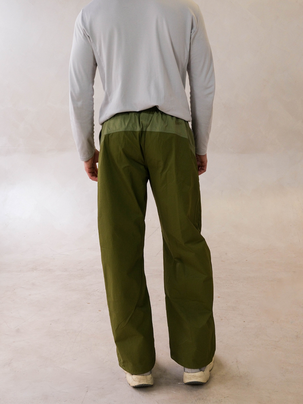 VERSATILE TECHNICAL MOUNTAIN PANTS