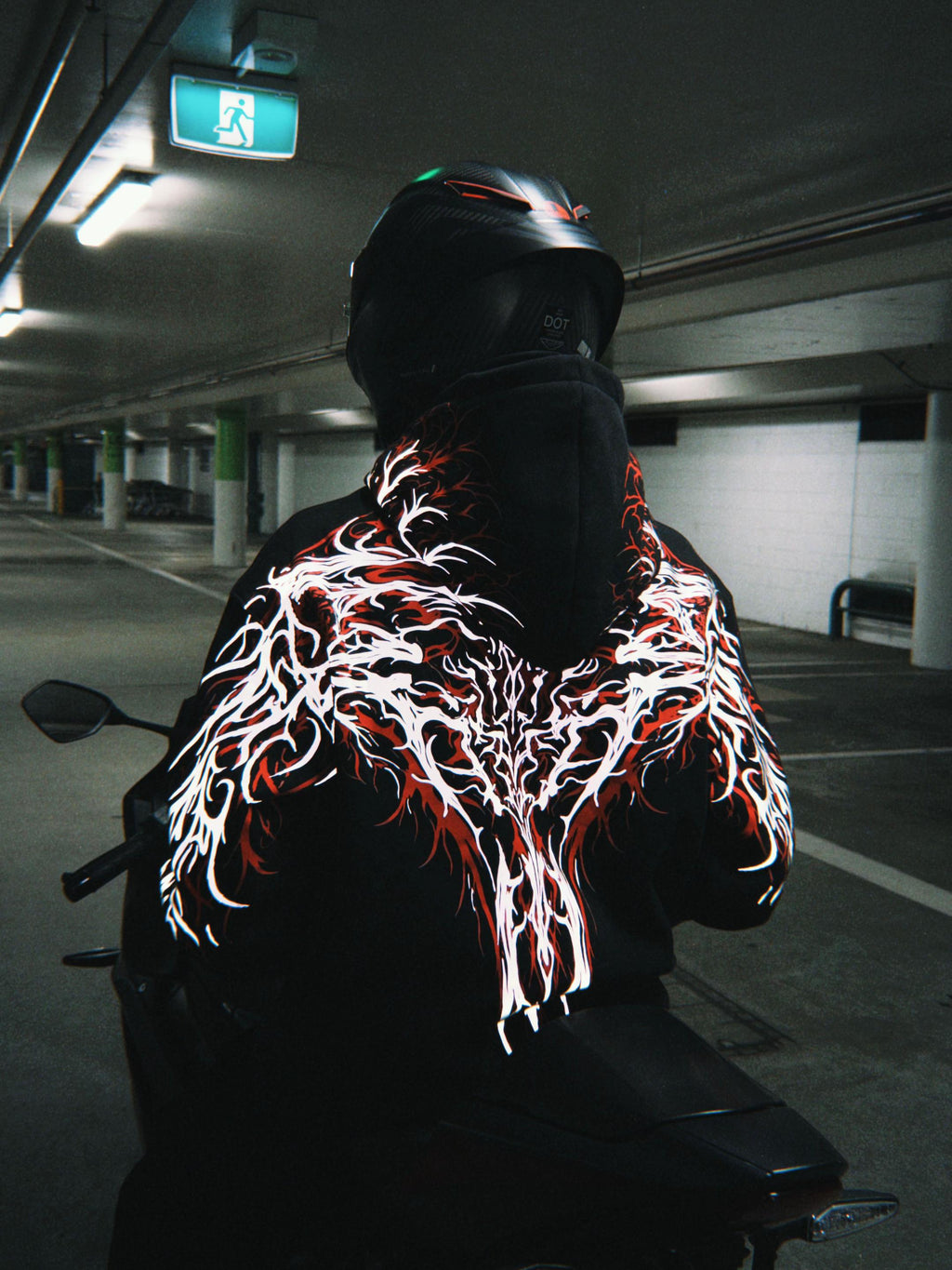 REFLECTIVE HOODIE V3