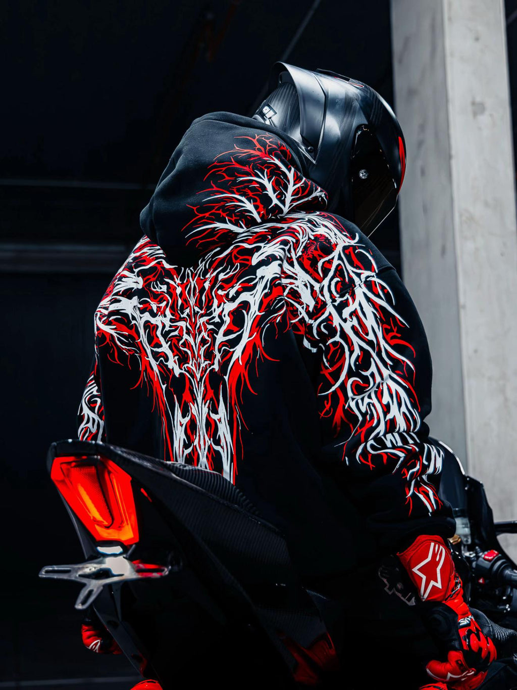 REFLECTIVE HOODIE V3