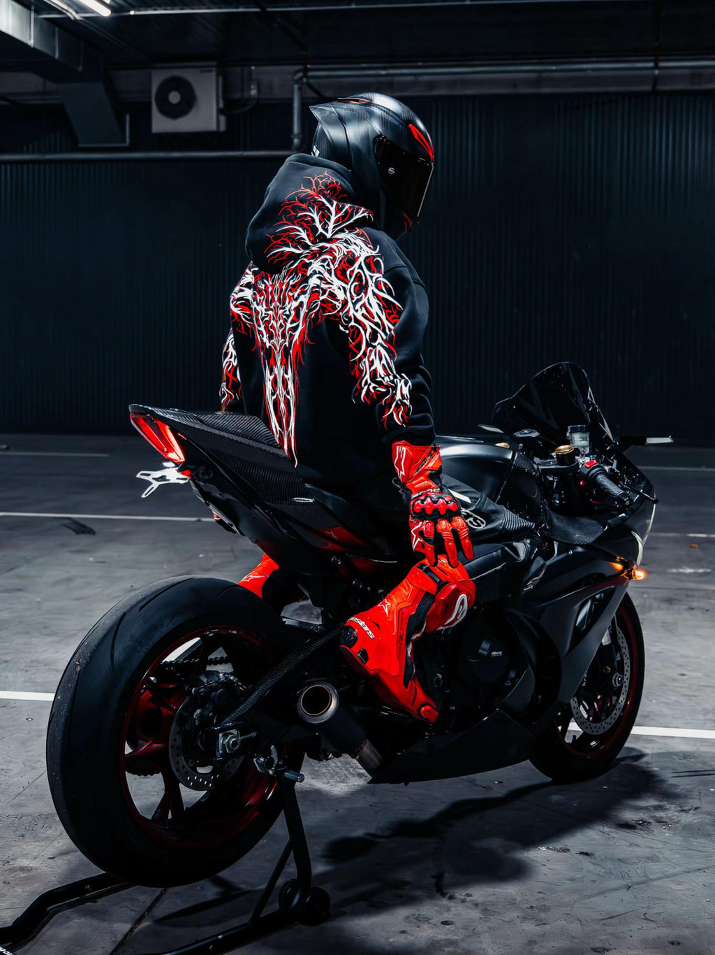 REFLECTIVE HOODIE V3