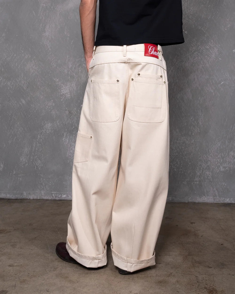 TWISTED DENIM