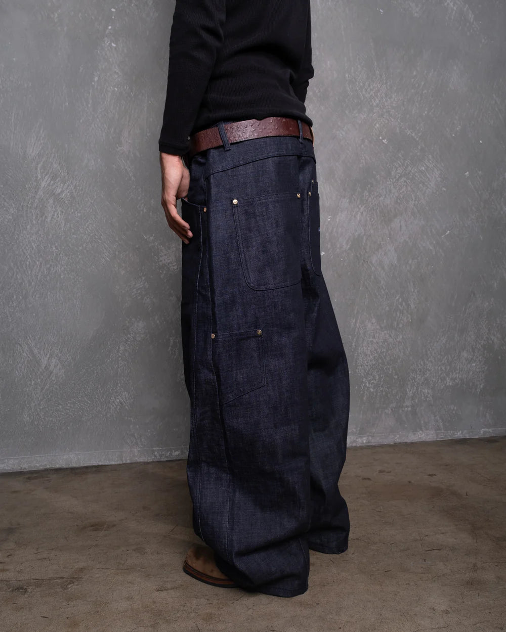 TWISTED DENIM